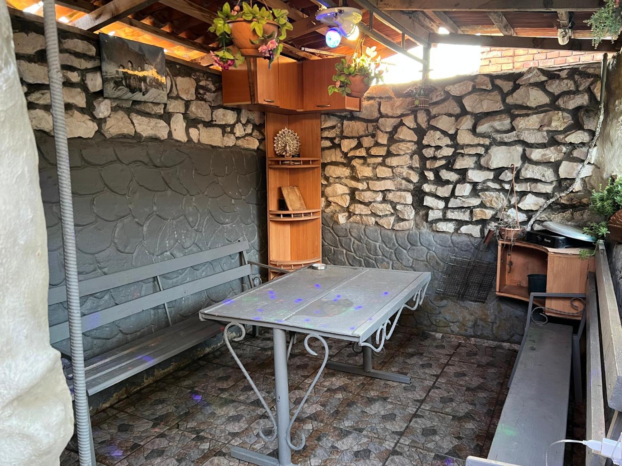 Guesthouse Batu Кутаїсі Екстер'єр фото