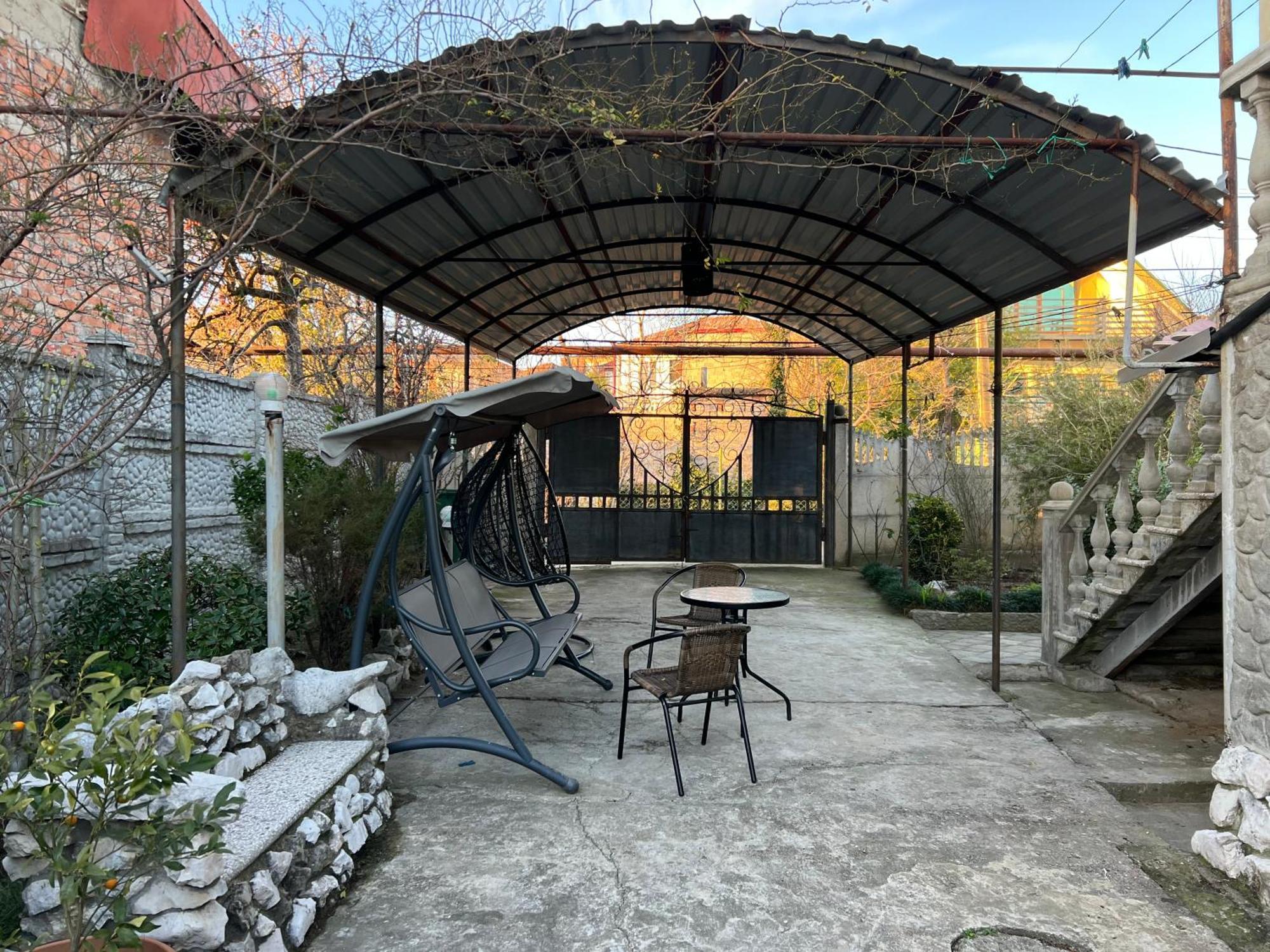 Guesthouse Batu Кутаїсі Екстер'єр фото