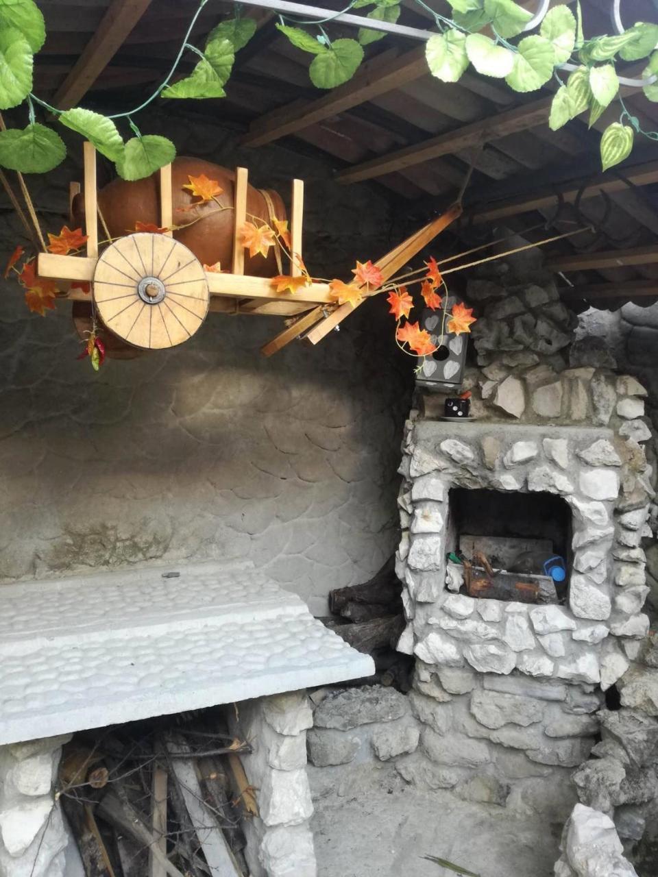 Guesthouse Batu Кутаїсі Екстер'єр фото